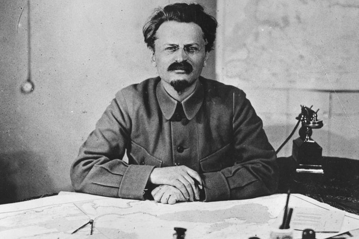 Leon Trotsky at the table